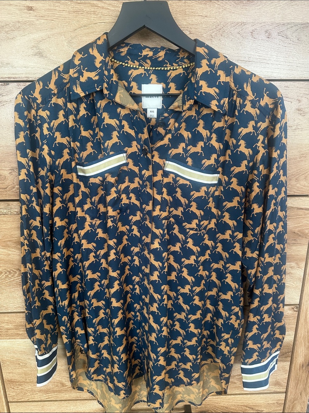Maeve by Anthropologie Women's Navy and Tan Horse-Print Long Sleeve Shirt